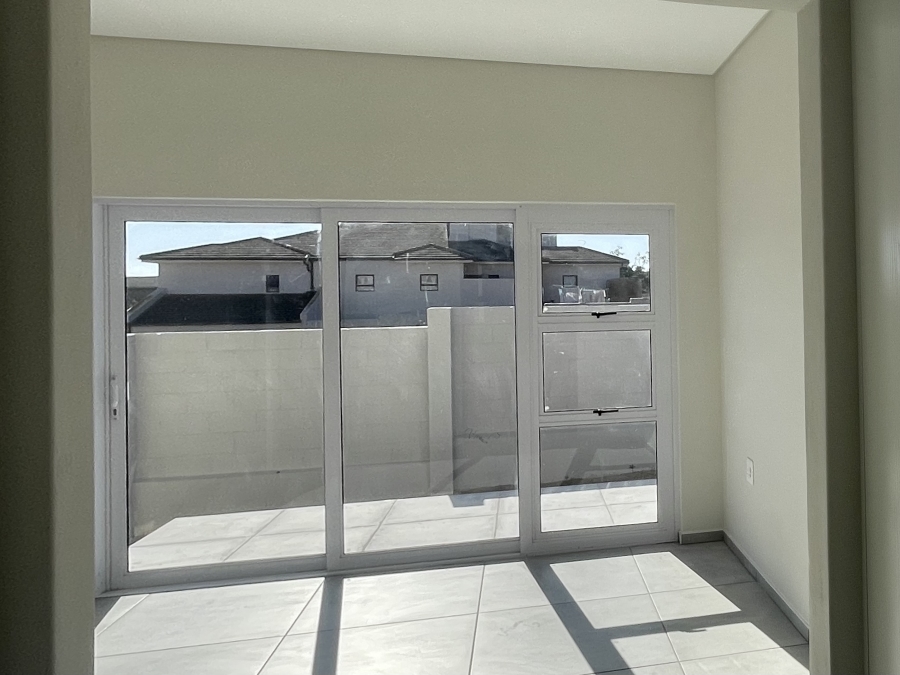 4 Bedroom Property for Sale in Myburgh Park Western Cape